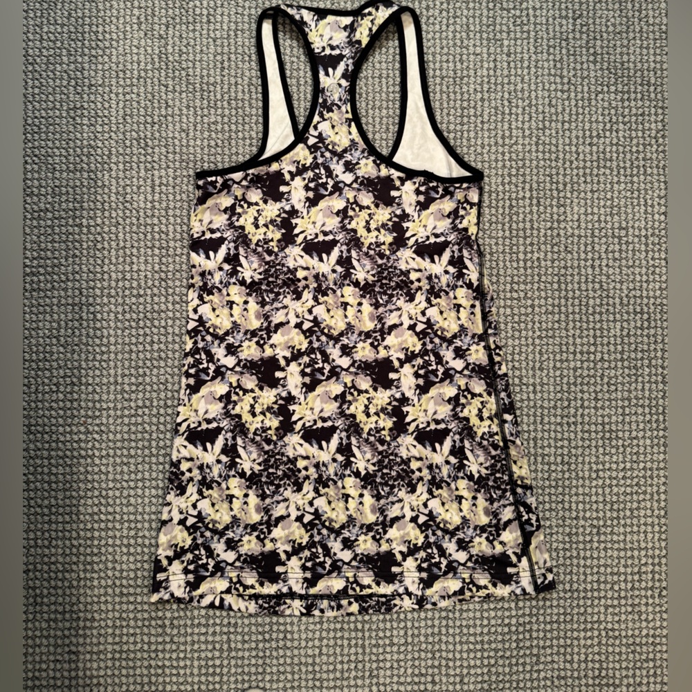 🌻LULULEMON RACERBACK TANK TOP🌻 - Picture 3 of 4